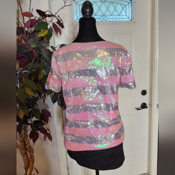 Forever 21 Sequin Embellished Top, Short Sleeves Size Medium - Picture 8 of 10